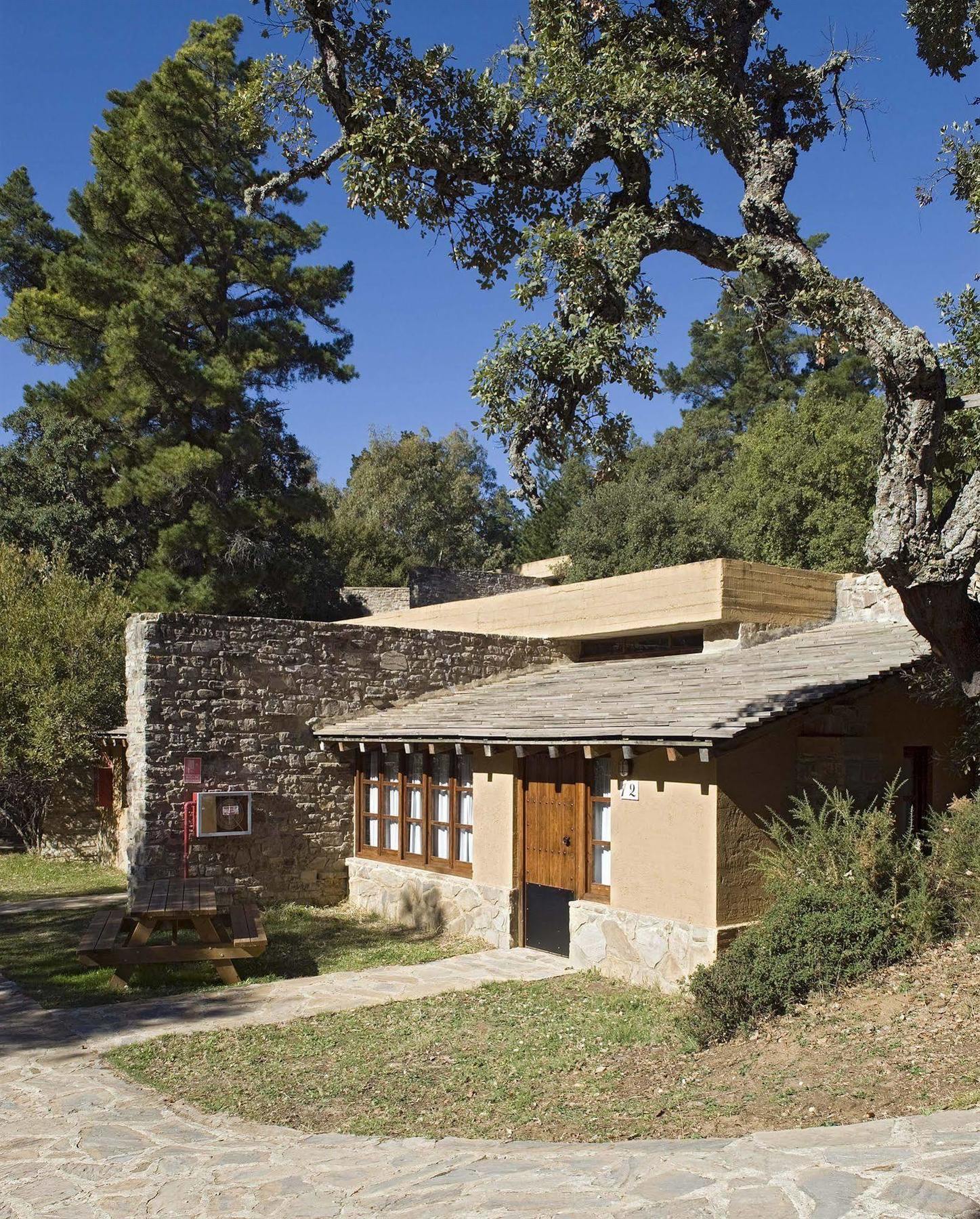 Albergue Inturjoven Cortes De La Frontera Exterior photo