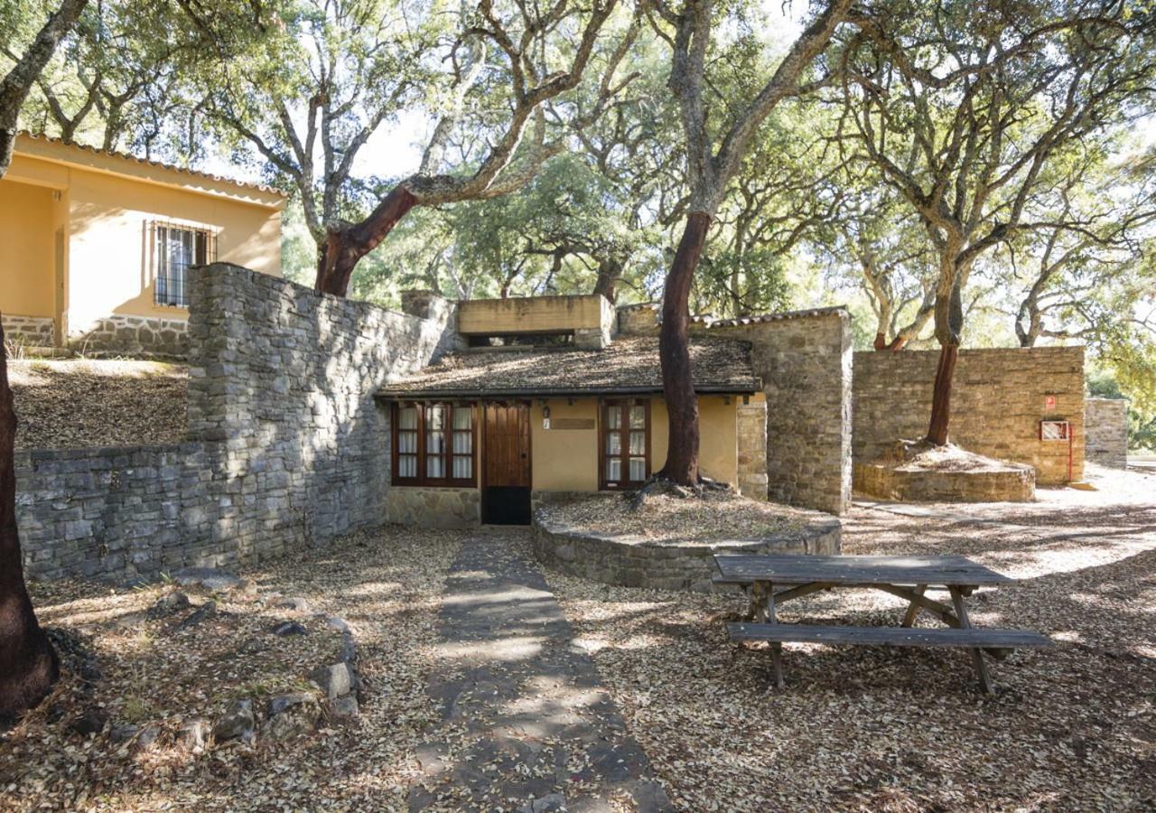 Albergue Inturjoven Cortes De La Frontera Exterior photo